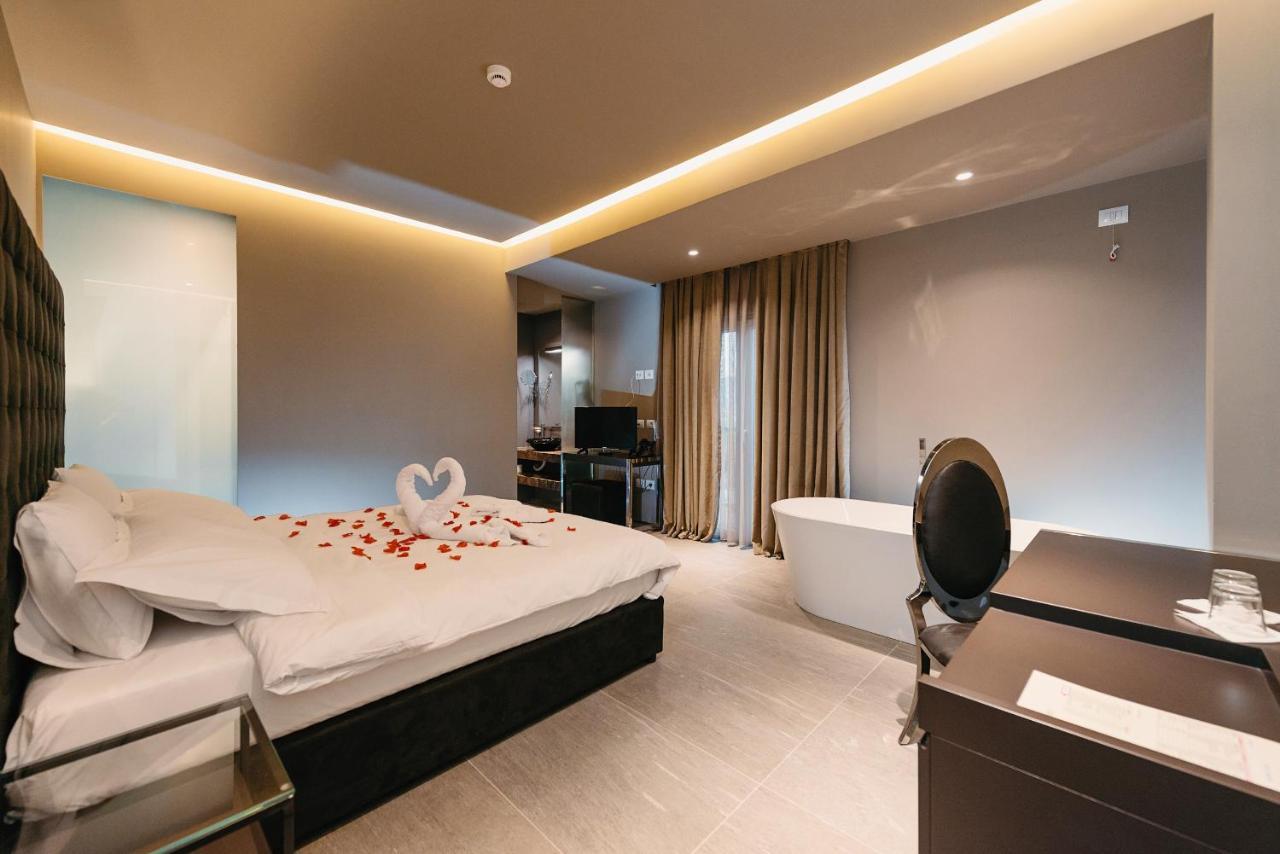 Hotel Egnatia Bërxull 外观 照片
