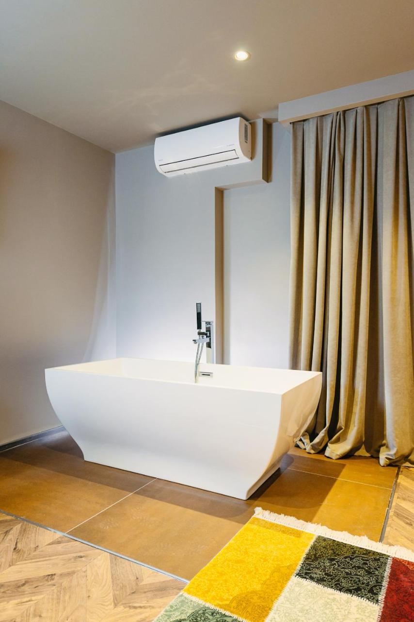 Hotel Egnatia Bërxull 外观 照片